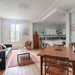 Residor - Haussmanian Flat In The Heart Of Paris